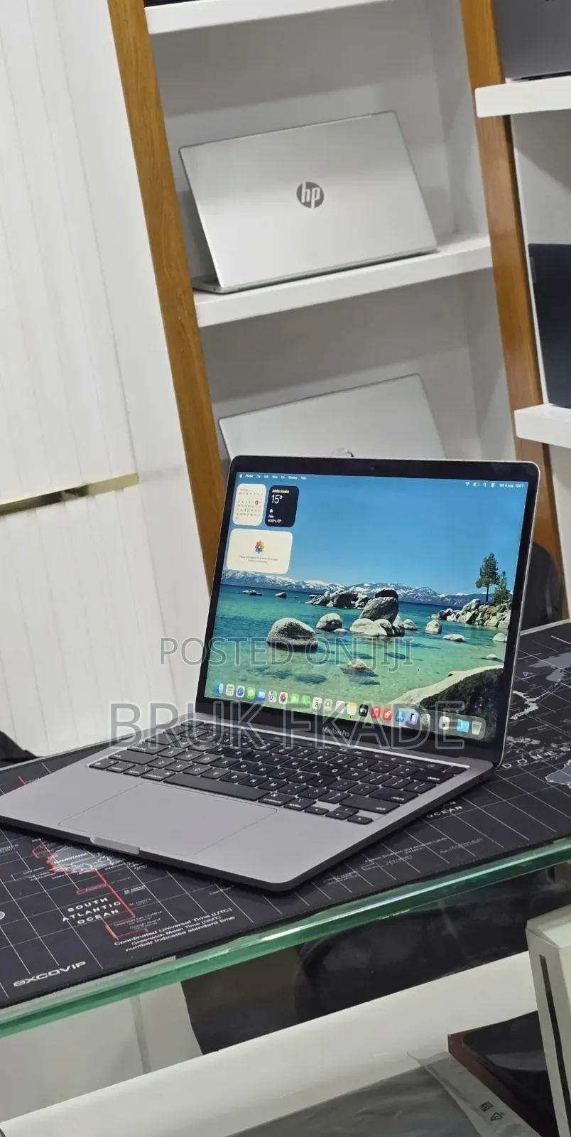 New Laptop Apple MacBook Pro 2022 M2 16GB Apple M2 SSD 512GB