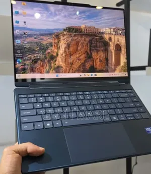 New Laptop Lenovo Yoga 9 16GB Intel Core Ultra 7 SSD 1T