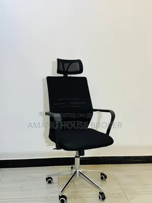 አስቸኳይ የሚሸጥ አንድ 1.40 Meter,1Managerial ,2እንግዳ መቀበያ በጥሩ አዲስ