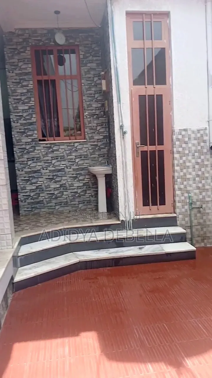 4bdrm House in Gelan Sidamowash 140, Akaky Kaliti for sale