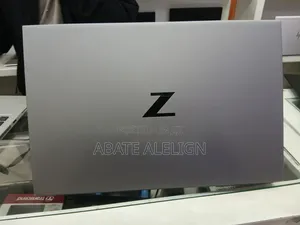 New Laptop HP ZBook Studio 32GB Intel Core i9 SSD 512GB