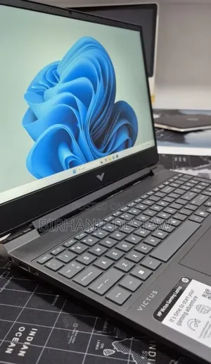 New Laptop HP Victus 15 16GB AMD Ryzen 7 SSD 512GB