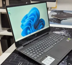 New Laptop HP 16GB AMD Ryzen 7 SSD 512GB