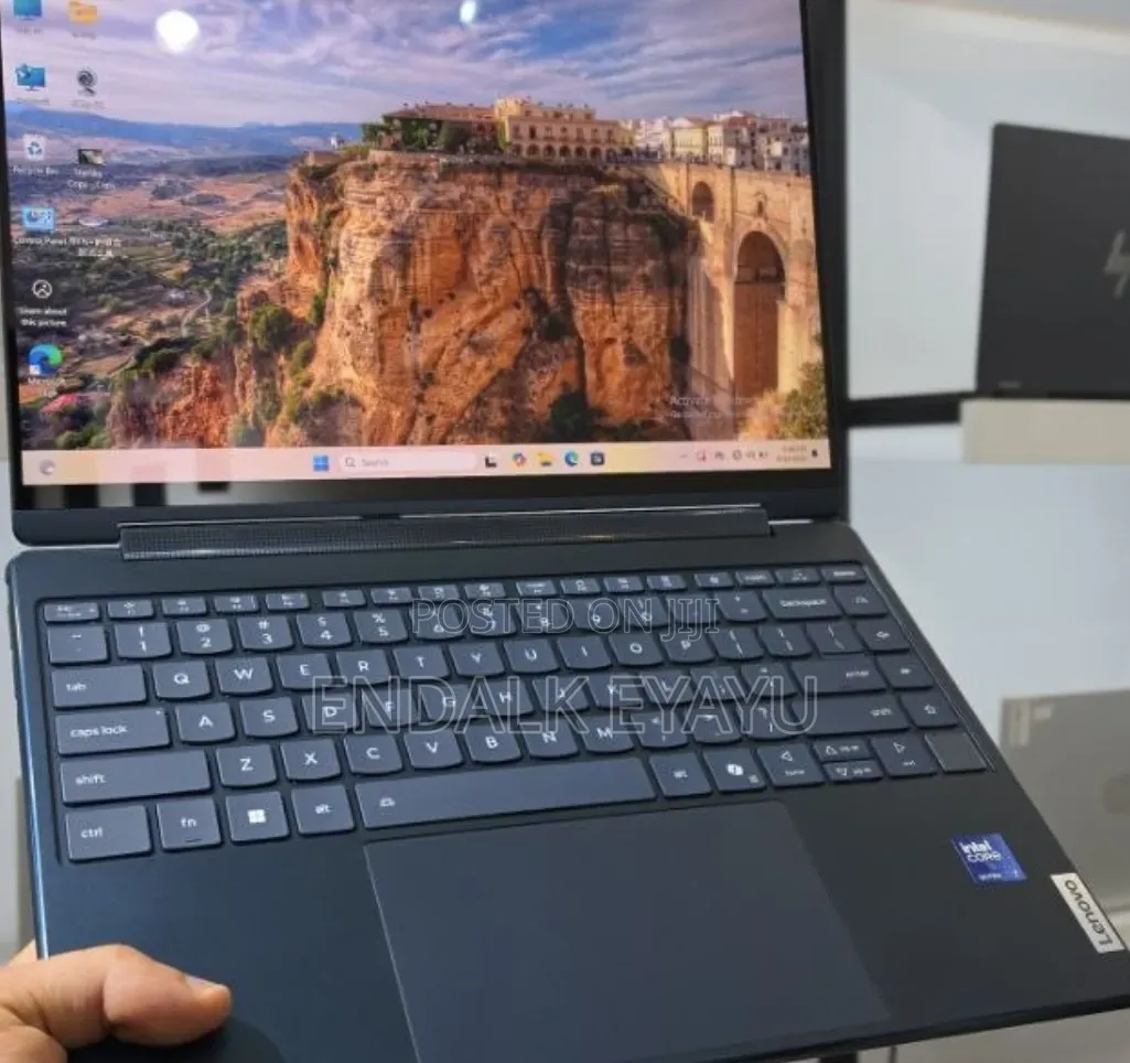 New Laptop Lenovo Yoga 9 16GB Intel Core Ultra 7 SSD 1T