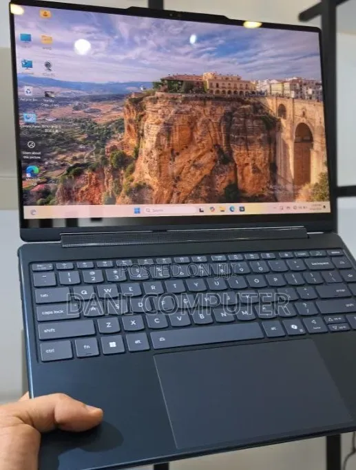 New Laptop Lenovo Yoga 9 16GB Intel Core Ultra 7 SSD 1T