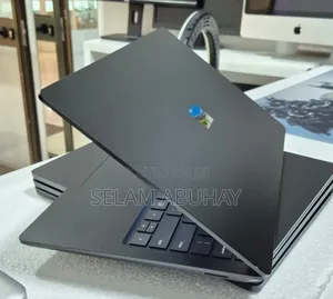 New Laptop Microsoft Surface 16GB Intel Core i5 SSD 256GB