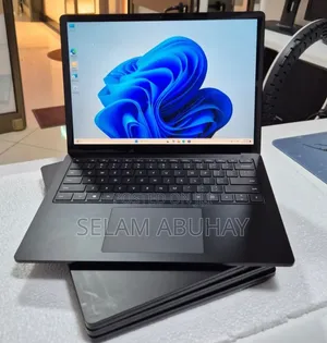 New Laptop Microsoft Surface 16GB Intel Core i5 SSD 256GB