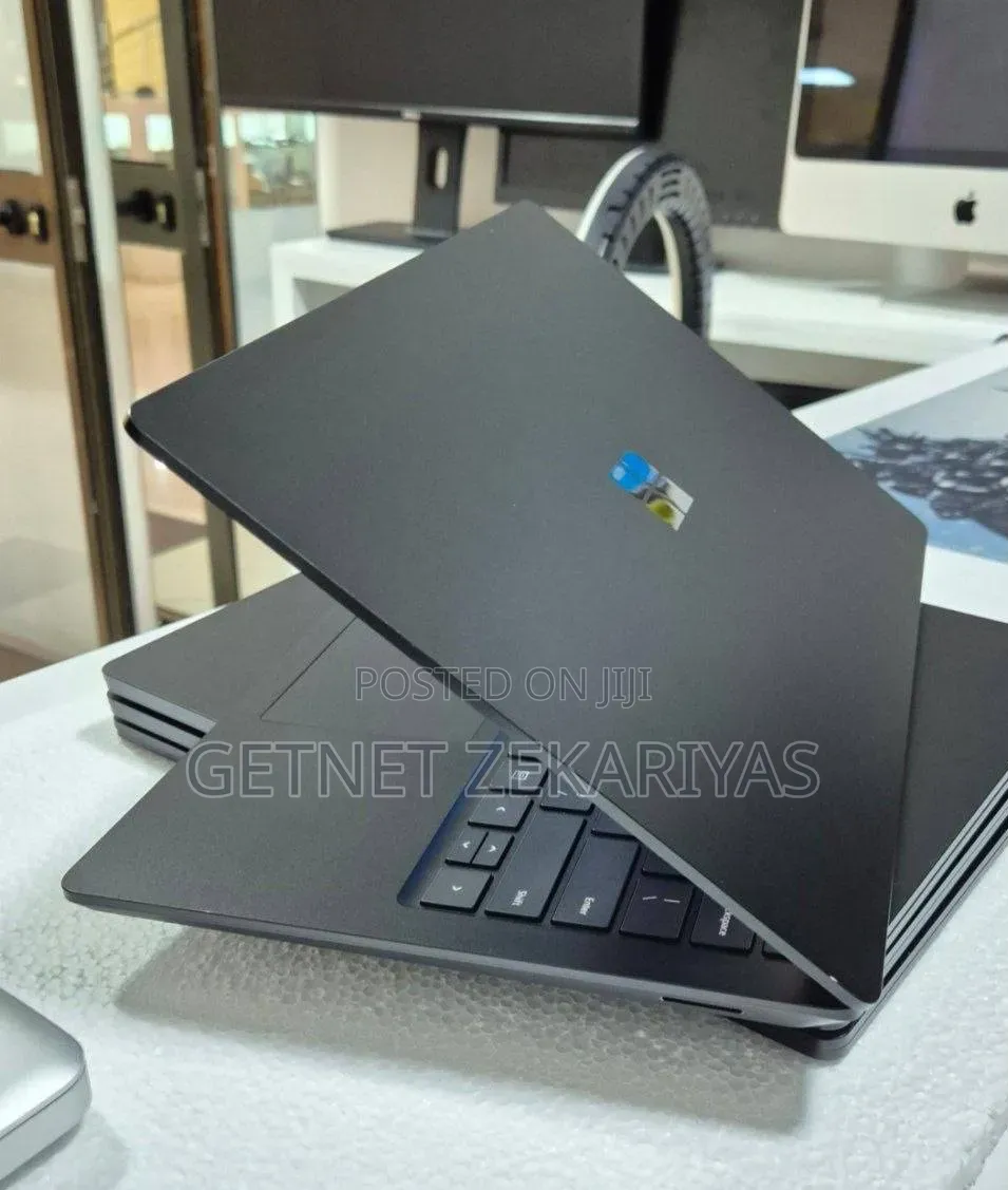 New Laptop Microsoft Surface Laptop 3 16GB Intel Core i5 SSD 256GB
