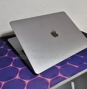New Laptop Apple MacBook Pro 2017 8GB Intel Core i7 SSD 256GB