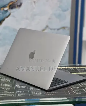 New Laptop Apple MacBook Air 2022 M2 8GB Apple M2 Ultra SSD 512GB