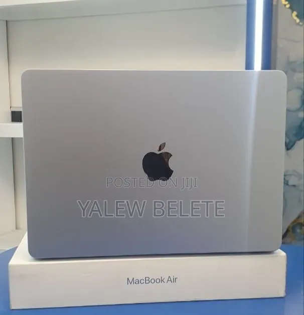New Laptop Apple MacBook Air 2025 M4 16GB Apple M4 SSD 512GB