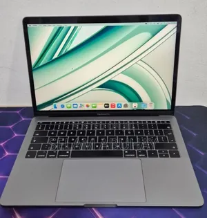 New Laptop Apple MacBook Pro 2017 8GB Intel Core i5 SSD 256GB