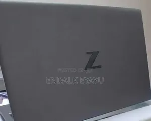 New Laptop HP ZBook Firefly G8 16GB Intel Core i7 SSD 512GB