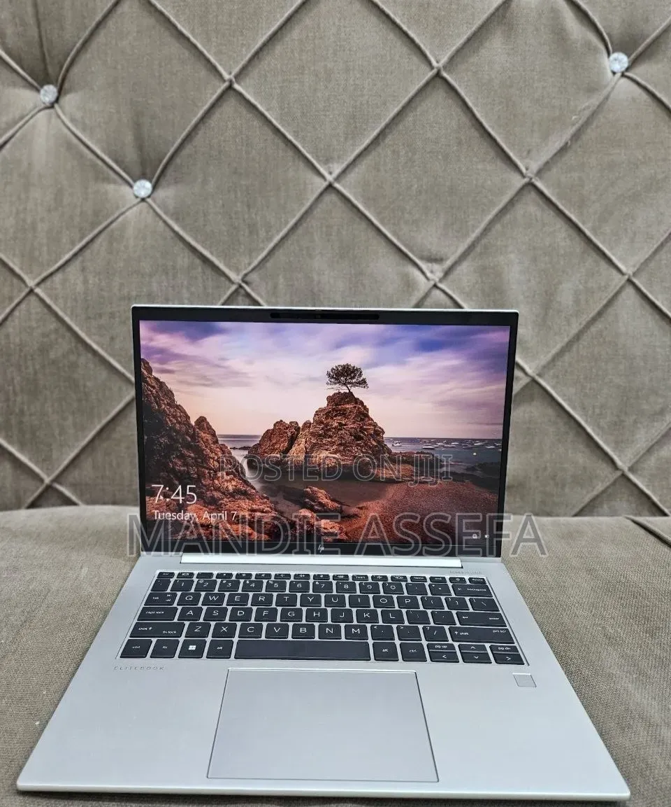 New Laptop HP EliteBook 840 G10 16GB Intel Core i7 SSD 512GB