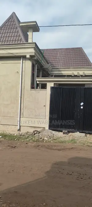 8bdrm Villa in Bishoftu Dukem, East Shewa for sale