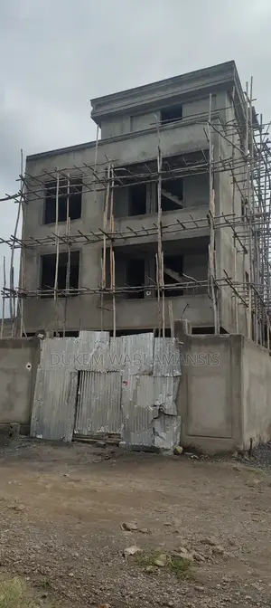 Furnished 10bdrm Townhouse/Terrace in Bishoftu Dukem, East Shewa