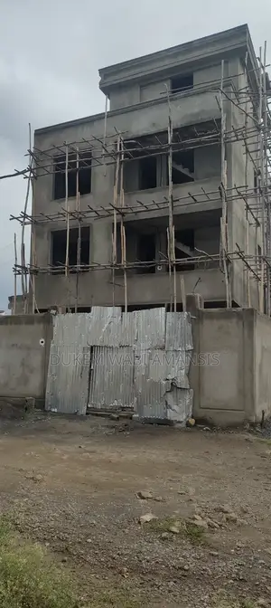 Furnished 10bdrm Townhouse/Terrace in Bishoftu Dukem, East Shewa