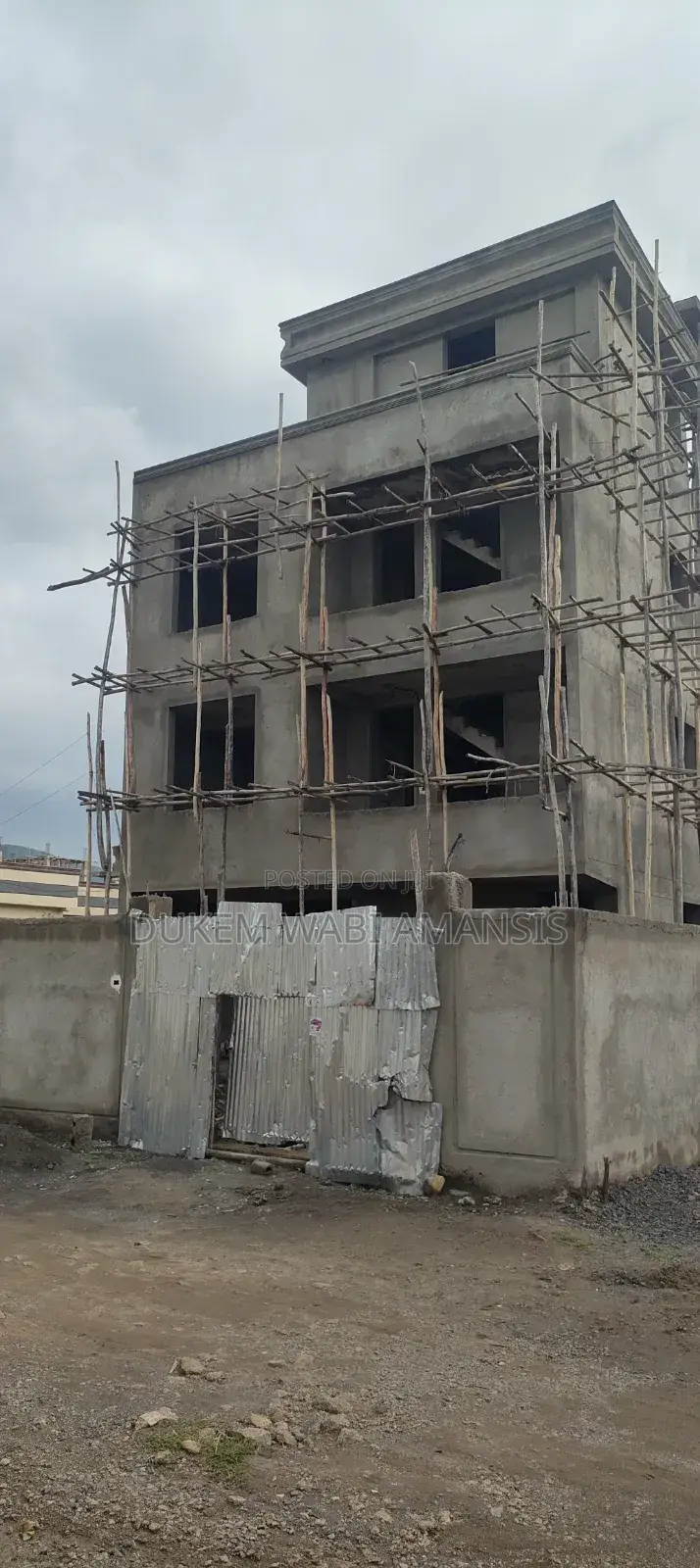 Furnished 10bdrm Townhouse/Terrace in Bishoftu Dukem, East Shewa