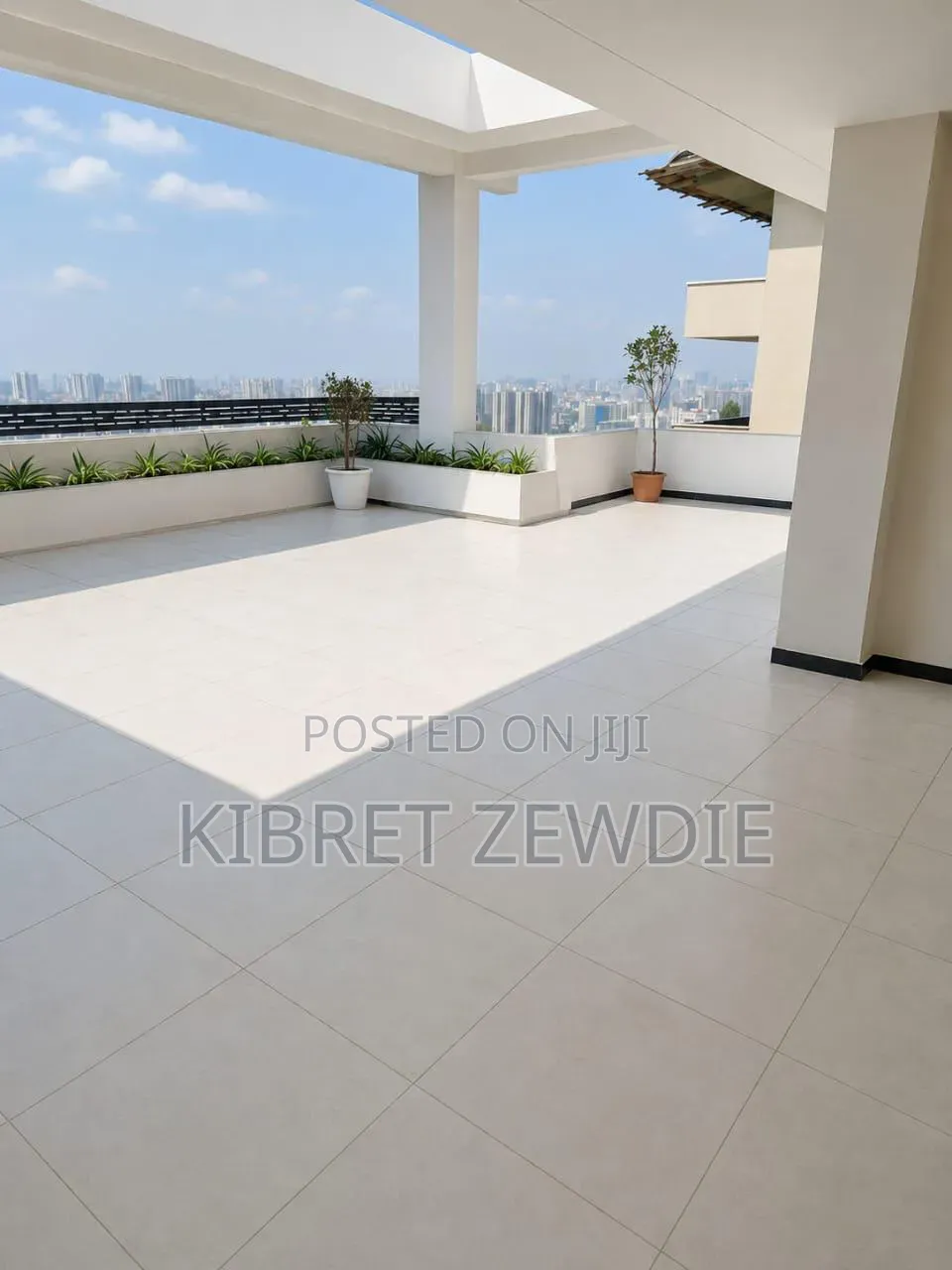 Furnished 9bdrm House in Kibert Zewdie, Bole for sale