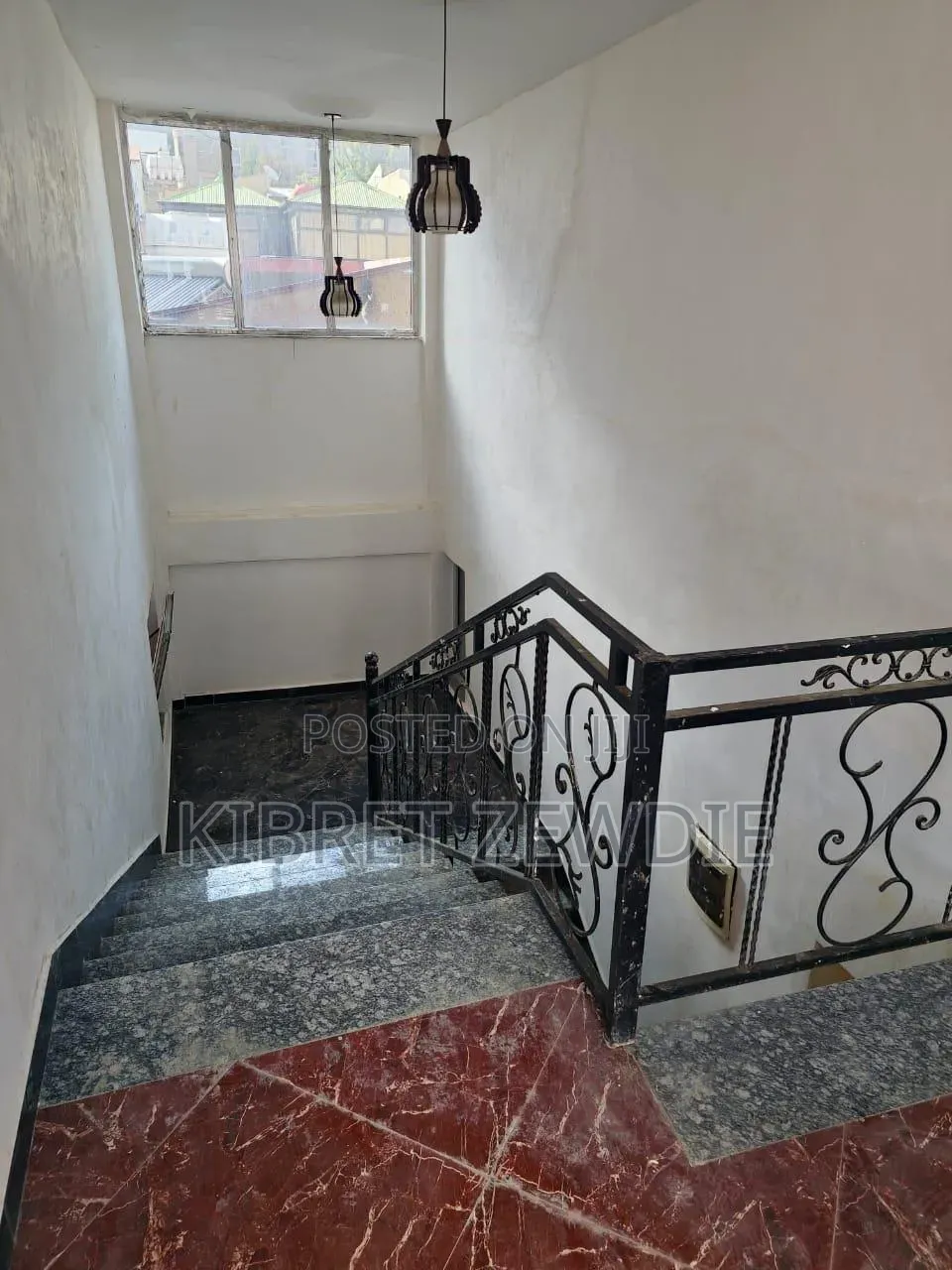 Furnished 9bdrm House in Kibert Zewdie, Bole for sale