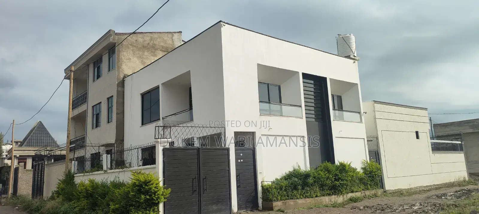 Furnished 10bdrm Townhouse/Terrace in Bishoftu Dukem, East Shewa