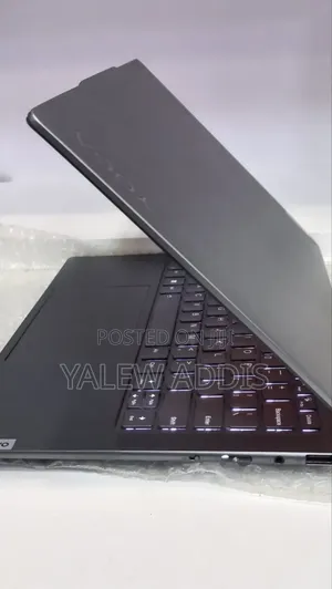 New Laptop Lenovo Yoga 7i 32GB Intel Core i7 SSD 1T