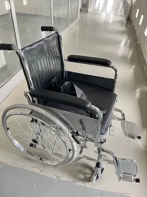  ዘመናዊ Commode Wheelchair – ለተጠቃሚው ቀላል እና ምቹ