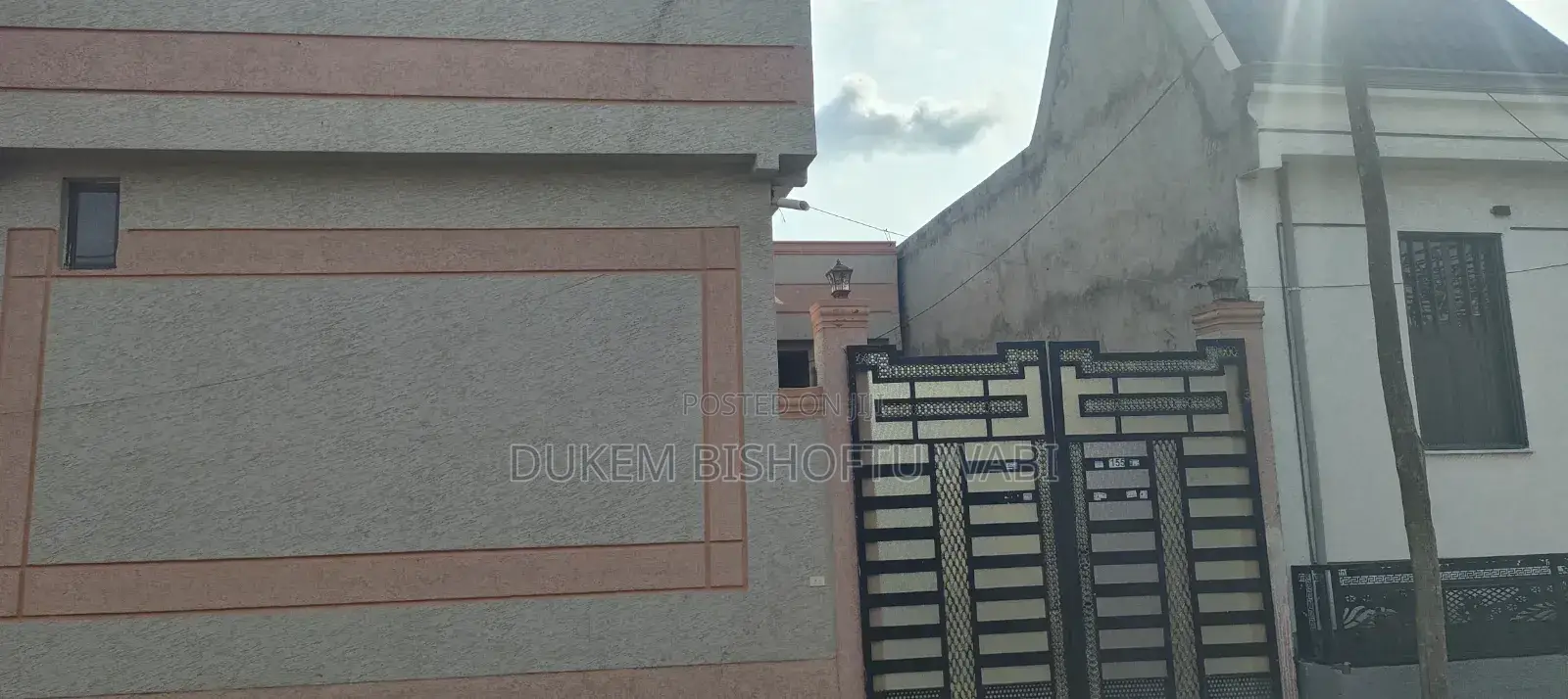 Furnished 8bdrm House in Bishoftu Dukem, East Shewa for sale