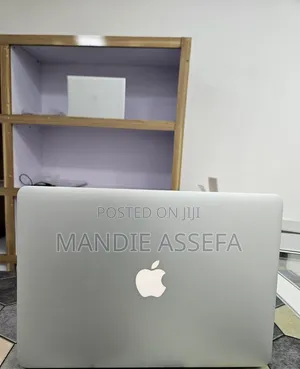 New Laptop Apple MacBook Air 2017 8GB Intel Core i5 SSD 256GB