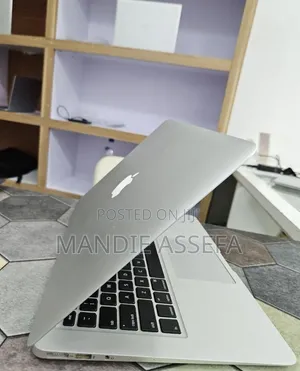 New Laptop Apple MacBook Air 2017 8GB Intel Core i5 SSD 256GB
