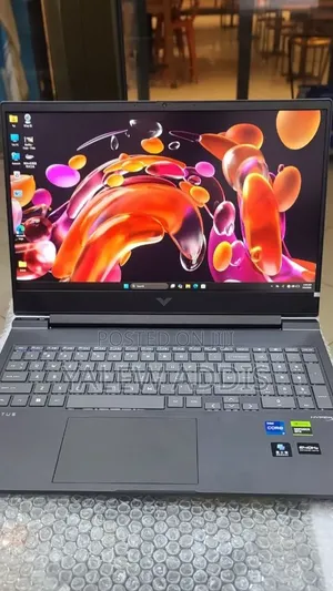 New Laptop HP Victus 16 16GB Intel Core i7 SSD 1T