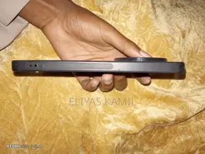 የRealme Narzo 60 Pro or Tecno Spark 20 Pro+ Cover