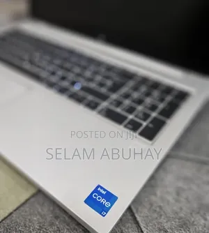 New Laptop HP ZBook Firefly G8 16GB Intel Core i7 SSD 512GB