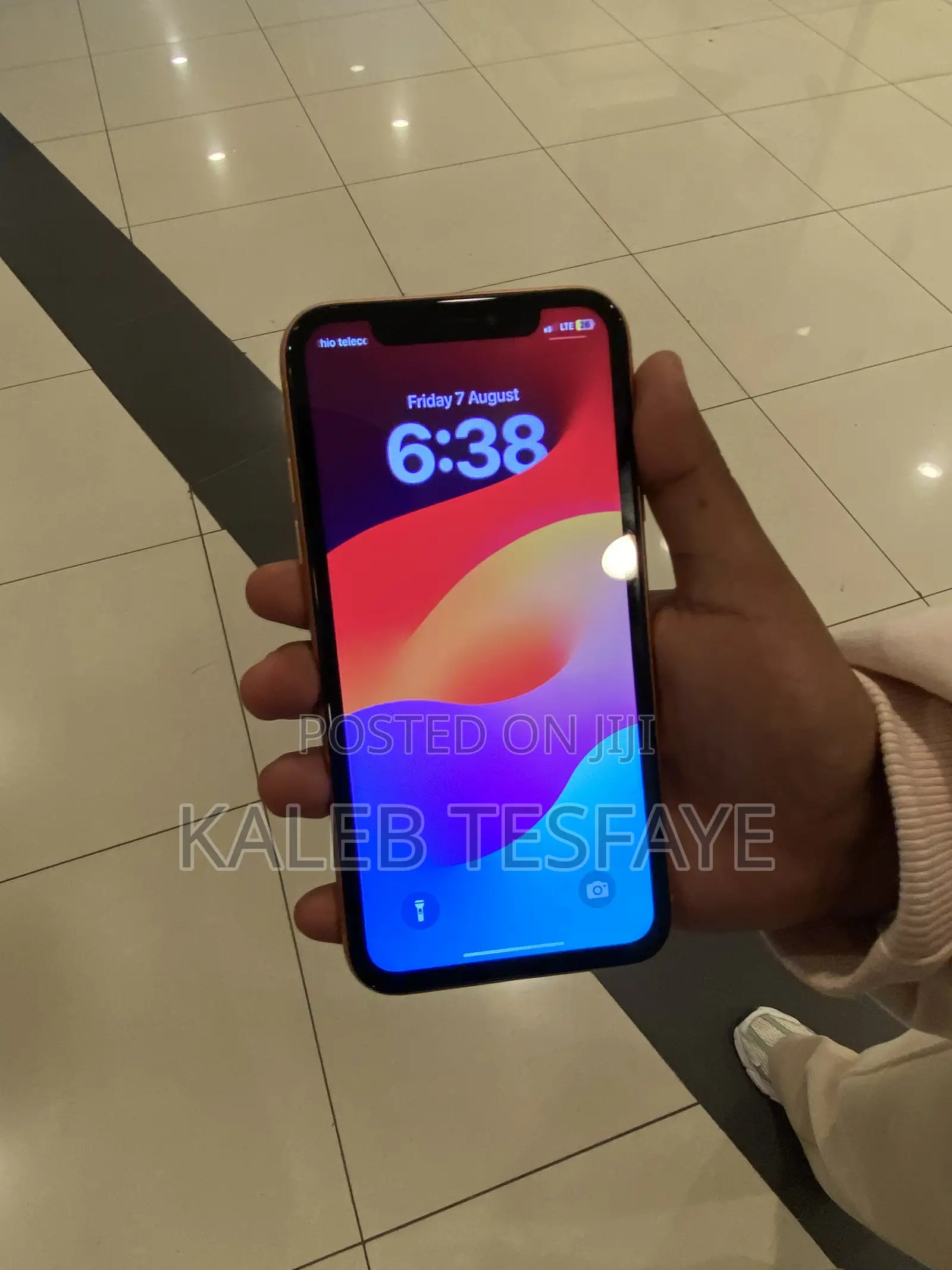 New Apple iPhone XR 64 GB Orange
