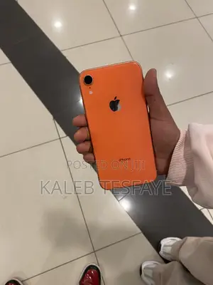 New Apple iPhone XR 64 GB Orange