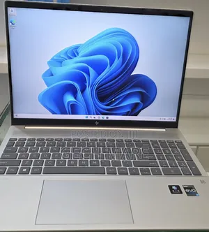 New Laptop HP Pavilion 13 16GB Intel Core i7 SSD 1T