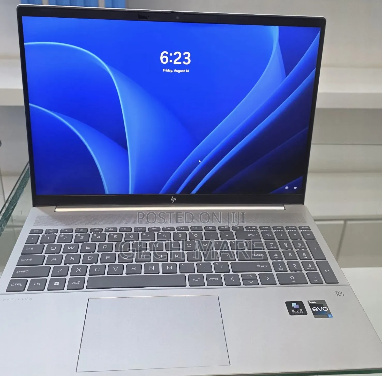 New Laptop HP Pavilion 13 16GB Intel Core i7 SSD 1T