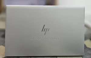 New Laptop HP ZBook Firefly G8 16GB Intel Core i7 SSD 512GB