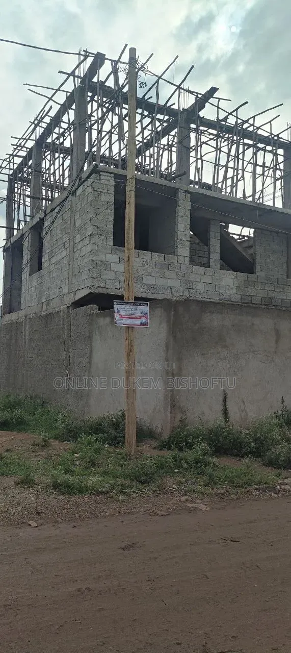 11bdrm Townhouse/Terrace in Bishoftu Dukem, Oromia-Finfinne for sale