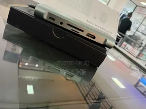 11 in 1 Adapter