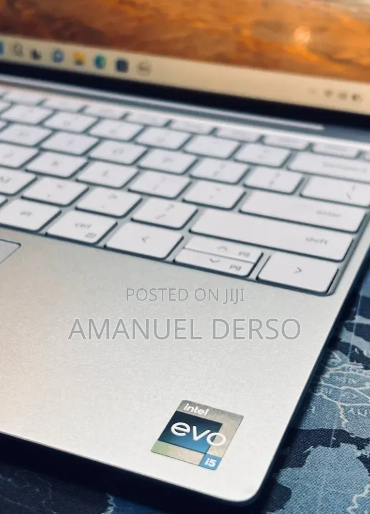 New Laptop Dell XPS 15 16GB Intel Core i5 SSD 512GB