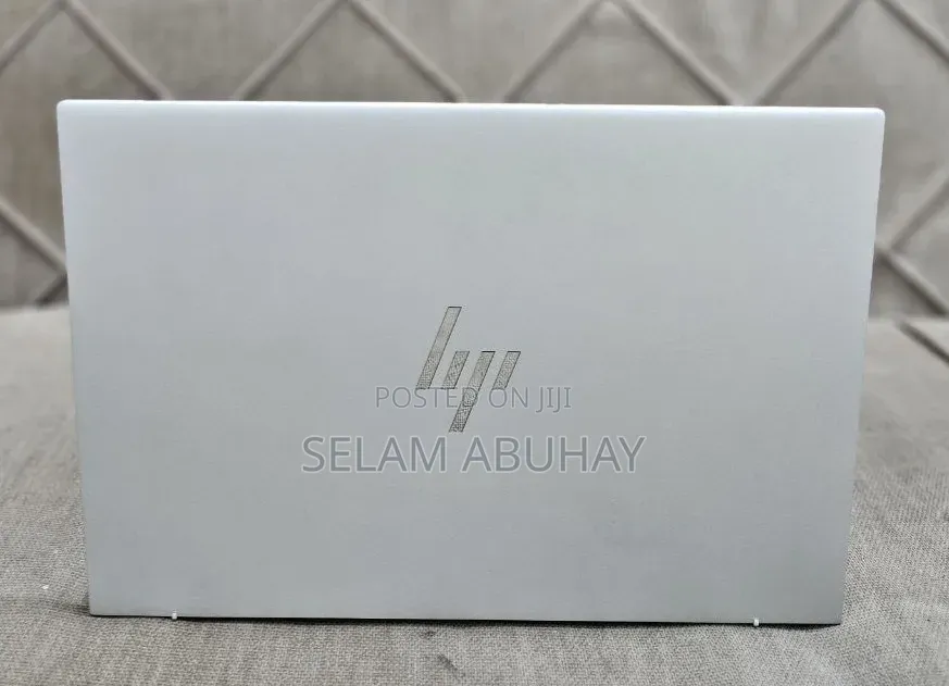 New Laptop HP EliteBook 840 G10 16GB Intel Core i7 SSD 512GB