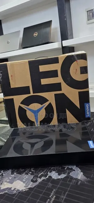 New Laptop Lenovo Legion 9 32GB AMD Ryzen 9 SSD 1T