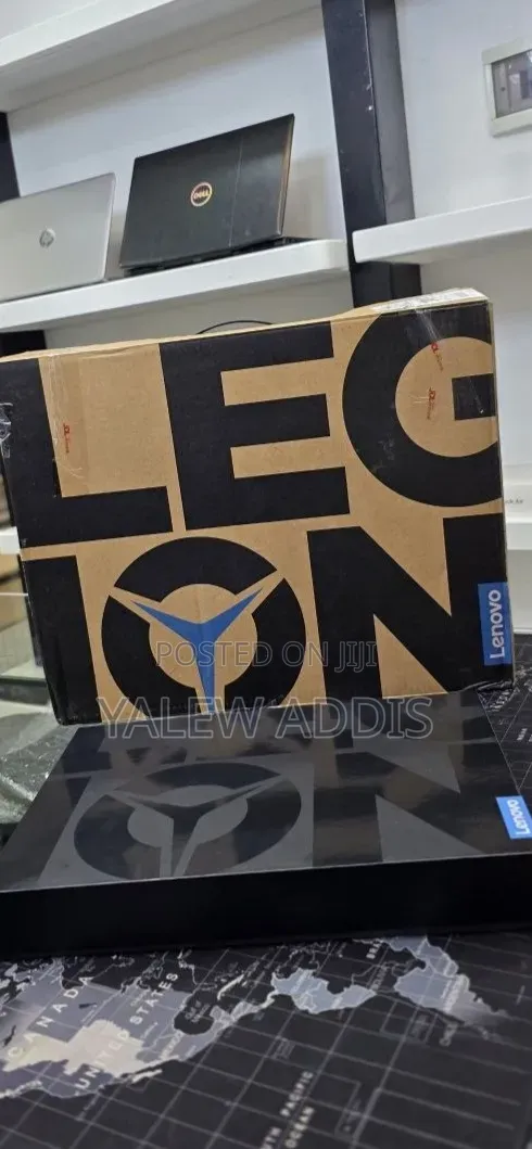 New Laptop Lenovo Legion 9 32GB AMD Ryzen 9 SSD 1T