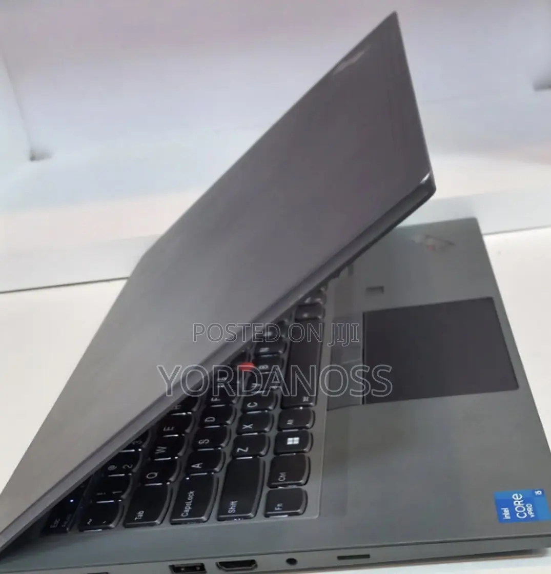 New Laptop Lenovo ThinkPad T14 G1 16GB Intel Core i5 SSD 512GB