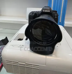 Brand New Canon 5D Mark IV
Genuine