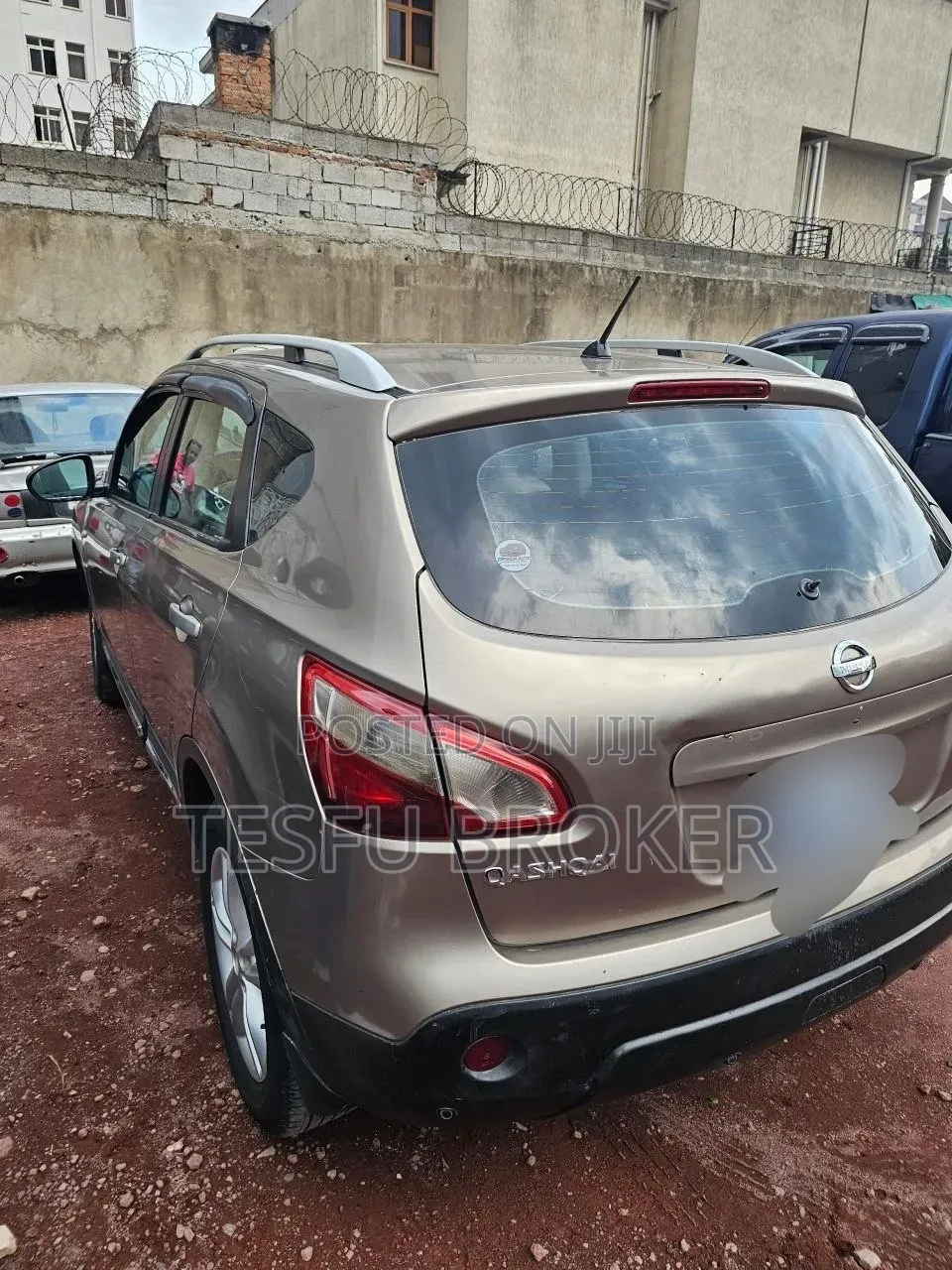 Nissan Qashqai 2012 Brown