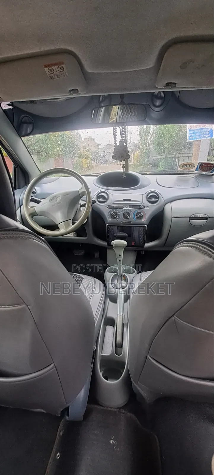Toyota Vitz 2000 Blue