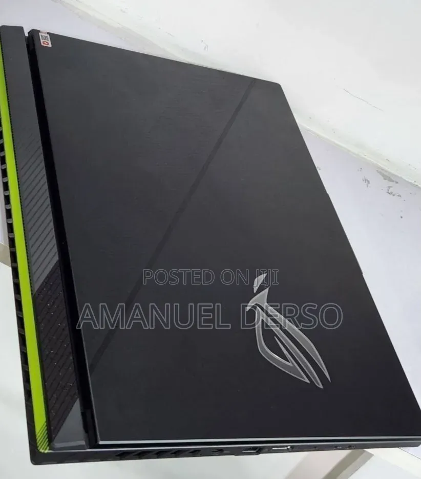 New Laptop Asus ROG Strix G15 16GB Intel Core i9 SSD 1T