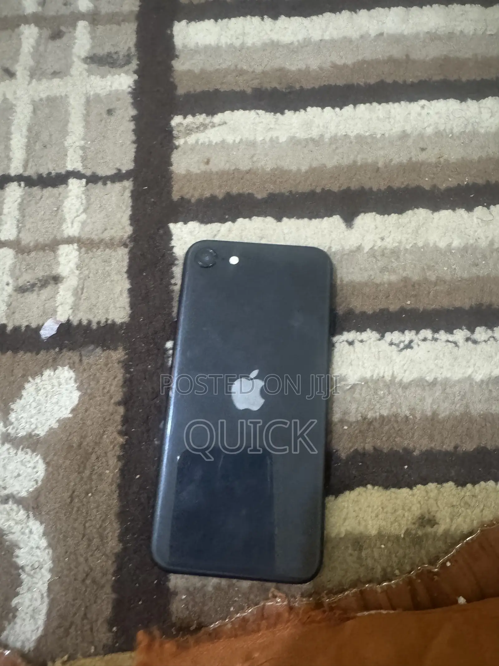 Apple iPhone SE 64 GB Black